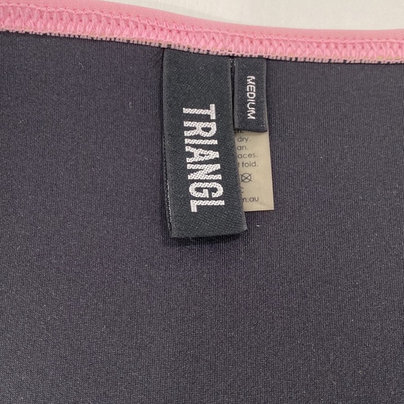 Triangl neoprene bikini bottom NWOT Size medium pink - Picture 2 of 6